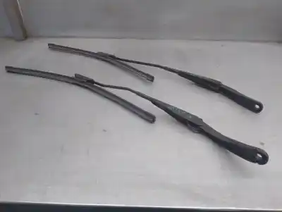 Second-hand car spare part front right windshield wiper arm for dacia sandero 0.9 tce cat oem iam references 288865045r