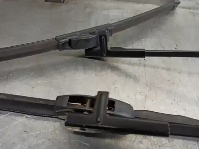 Second-hand car spare part front right windshield wiper arm for ford focus c-max (cap) 1.6 16v cat oem iam references 3m5117526aa  3m5117526cc