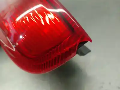 Автозапчастина б/у правий ліхтар для ford focus c-max (cap) 1.6 16v cat посилання на oem iam 3m5113a602aa  