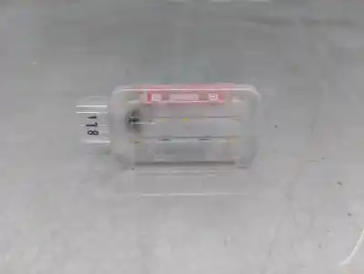 Peça sobressalente para automóvel em segunda mão luz interior por land rover range rover velar 2.0 diesel cat referências oem iam cpla13776