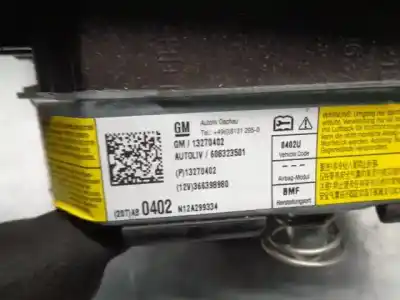 Автозапчастина б/у передня ліва подушка безопасности для opel insignia a (g09) 2.0 cdti 4x4 (68) посилання на oem iam 13270402  608323501