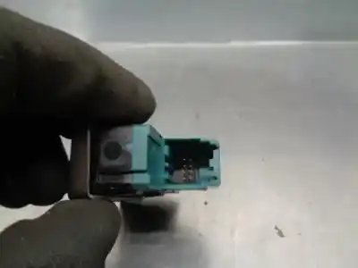 Pezzo di ricambio per auto di seconda mano interruttore per opel insignia a (g09) 2.0 cdti 4x4 (68) riferimenti oem iam 13315848   Pezzo di ricambio per auto di seconda mano interruttore per opel insignia a (g09) 2.0 cdti 4x4 (68) riferimenti oem iam 13315848