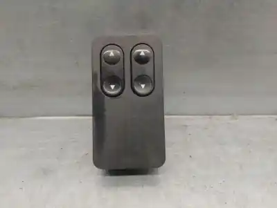 Pezzo di ricambio per auto di seconda mano interruttore alzacristalli anteriore sinistro per lancia y10 1.1 cat riferimenti oem iam 182295180