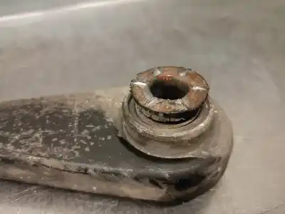 Recambio de automóvil de segunda mano de brazo suspension inferior trasero izquierdo para peugeot 508 i (8d_) 1.6 thp referencias oem iam 5175cf  