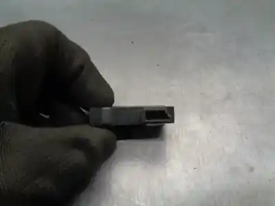 Peça sobressalente para automóvel em segunda mão trocar por bmw serie 7 (e65/e66) 3.0 turbodiesel cat referências oem iam 61318379594  