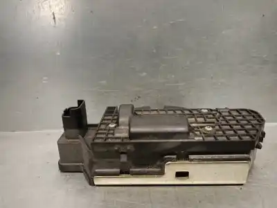 Second-hand car spare part trunk lock for citroen c-elysée (11.2012->) 1.6 exclusive [1.6 ltr. - 68 kw hdi fap] oem iam references 9677220380  