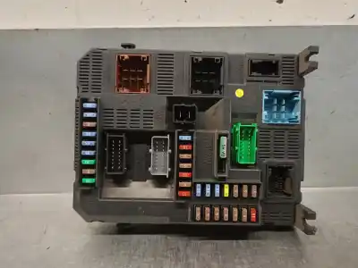 Peça sobressalente para automóvel em segunda mão caixa de fusíveis e relés por citroen c-elysée (11.2012->) 1.6 exclusive [1.6 ltr. - 68 kw hdi fap] referências oem iam 9678355880