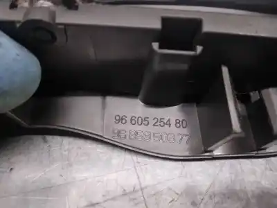 Автозапчастина б/у ліва передня внутрішня ручка для peugeot 508 i (8d_) 1.6 thp посилання на oem iam 9660525480  