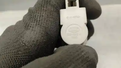 Pezzo di ricambio per auto di seconda mano interruttore per land rover evoque 2.2 sd4 cat riferimenti oem iam bj329c872aa  bj329c872aa