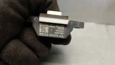 Peça sobressalente para automóvel em segunda mão sensor por land rover evoque 2.2 sd4 cat referências oem iam bj3214c676aa  bj3214c676aa