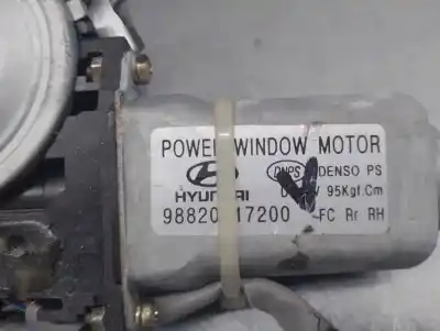 İkinci el araba yedek parçası arka sag cam regülatörü için hyundai matrix (fc) motor 1.6 ltr. - 76 kw cat oem iam referansları 9882017200  