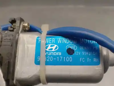 Автозапчасти б/у регулятор стекла переднего правого за hyundai matrix (fc) motor 1.6 ltr. - 76 kw cat ссылки oem iam 9882017100  