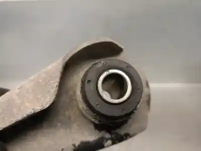 Peça sobressalente para automóvel em segunda mão braço de suspensão inferior esquerdo dianteiro por renault 9 1.4 gtl avenue referências oem iam   