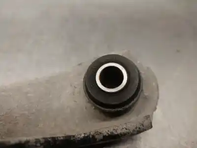 Peça sobressalente para automóvel em segunda mão braço de suspensão inferior esquerdo dianteiro por renault 9 1.4 gtl avenue referências oem iam   