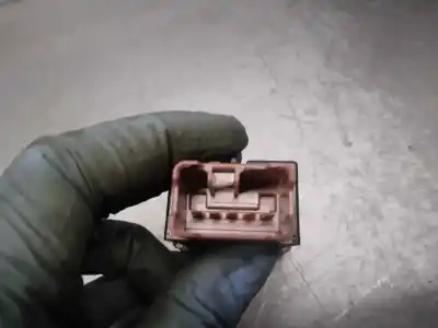 Second-hand car spare part headlights switch for suzuki splash a5b 1.0 12v cat oem iam references r23421  