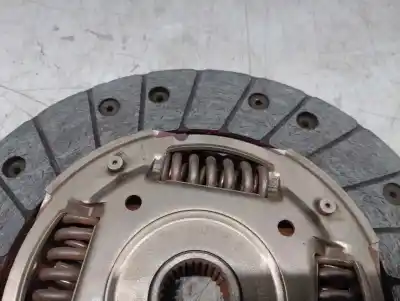 Автозапчасти б/у комплект сцепления за seat leon (5f1) 1.6 tdi ссылки oem iam 04l141025f  04l141015d