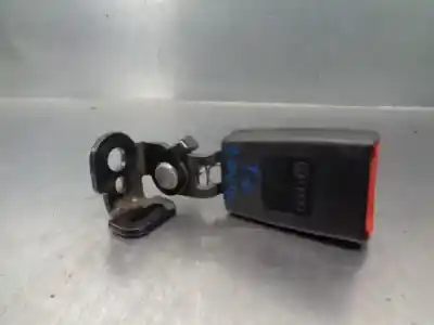 Автозапчасти б/у крюк для пояса за volkswagen passat b6 variant (3c5) 2.0 tdi ссылки oem iam 3c0857740b  