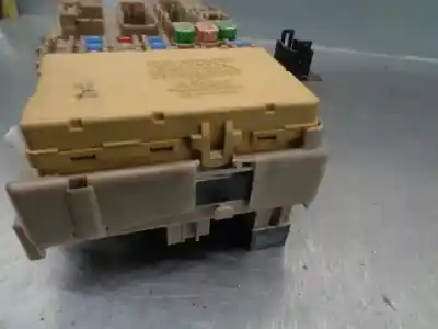 Second-hand car spare part fuse box unit for toyota corolla (e12) 1.6 16v oem iam references 8264113040  