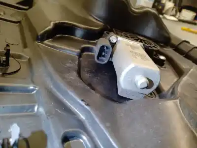 Автозапчастина б/у регулятор переднього правого скла для lancia ypsilon (101) 1.3 multijet 16v platino (66kw) (10.2006->) посилання на oem iam 71732828  