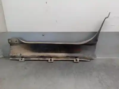 Pezzo di ricambio per auto di seconda mano modanatura anteriore per iveco daily iv furgón 35s14 c, 35s14 c/p, 35s14 v, 35s14 v/p, 35c14 v,... riferimenti oem iam 504160334  