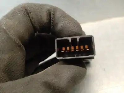 Pezzo di ricambio per auto di seconda mano interruttore per ssangyong rodius 2.7 turbodiesel cat riferimenti oem iam 621w10140  