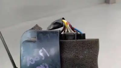 Автозапчастина б/у замок передній праві двері для mazda cx-7 (er) 2.2 mzr-cd awd (er10a) посилання на oem iam eh1458310e  