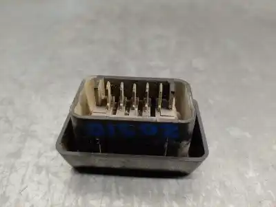 Автозапчасти б/у выключатель переднего правого окна за land rover discovery (salljg/lj) 2.5 turbodiesel ссылки oem iam amr2496  