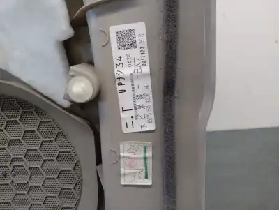 Pezzo di ricambio per auto di seconda mano rivestimento porta anteriore destro per mazda cx-7 (er) 2.2 mzr-cd awd (er10a) riferimenti oem iam eh6468430  