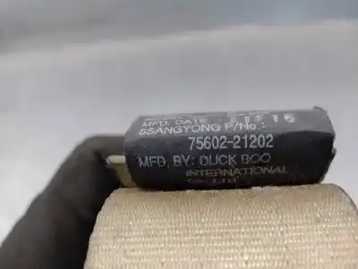 Автозапчастина б/у задній правий ремін безпеки для ssangyong rodius 2.7 turbodiesel cat посилання на oem iam 7560221202  3ª fila