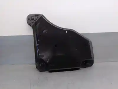 Pezzo di ricambio per auto di seconda mano COPERTURA SKID per VOLKSWAGEN TIGUAN (5N2)  Riferimenti OEM IAM 5QF131331A CESTA 38 