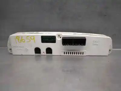 Second-hand car spare part multifunction display for ssangyong rodius 2.7 turbodiesel cat oem iam references 8025021302  