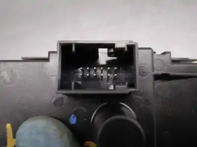 Second-hand car spare part headlights switch for bmw serie 1 berlina (e81/e87) 2.0 16v oem iam references 6932792  