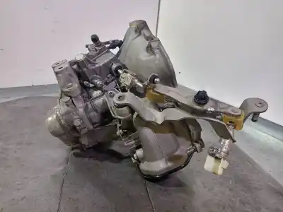 Second-hand car spare part gearbox for opel corsa c 1.0 12v cat (z 10 xe / lw3) oem iam references f13c394 700123 a32102f13c394
