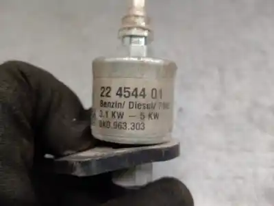 Автозапчастина б/у паливний насос для porsche cayenne (92a) 3.0 diesel посилання на oem iam 8k0963303  22454401