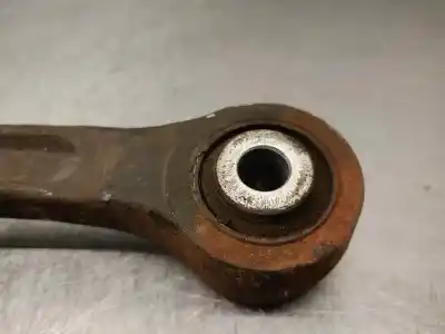 Pezzo di ricambio per auto di seconda mano braccio sospensione superiore posteriore destro per ssangyong rodius 2.7 turbodiesel cat riferimenti oem iam 665926  