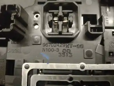 Second-hand car spare part interior light for citroen ds5 2.0 hdi fap cat (rh02 / dw10cted4) oem iam references 96702429xt00  