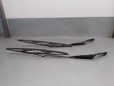 Second-hand car spare part Front Right Windshield Wiper Arm for OPEL VECTRA A 2.0 OEM IAM references 90357714  
