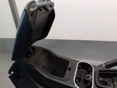 Автозапчастина б/у центральний подлокник для porsche cayenne (92a) 3.0 diesel посилання на oem iam 7p5864089a  95855323902