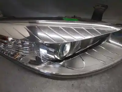 Second-hand car spare part right headlight for renault fluence (l3_) 1.5 dci (l30d l30l l306 l33f l33l l33m l33v l33w) oem iam references 260105345r  