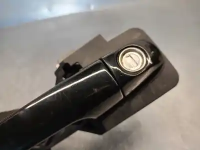 Second-hand car spare part exterior left front door handle for kia cee´d 1.6 crdi cat oem iam references 826511h010  