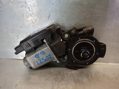 Pezzo di ricambio per auto di seconda mano motore alzacristalli anteriore destro per kia cee´d 1.6 crdi cat riferimenti oem iam 402184a  