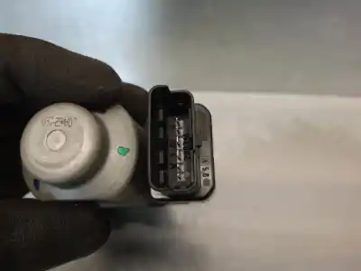 Pezzo di ricambio per auto di seconda mano motore alzacristalli anteriore destro per kia cee´d 1.6 crdi cat riferimenti oem iam 402184a  