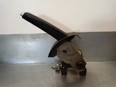 Second-hand car spare part Handbrake Lever for KIA CEE´D 1.6 CRDi CAT OEM IAM references 597101H500EQ  