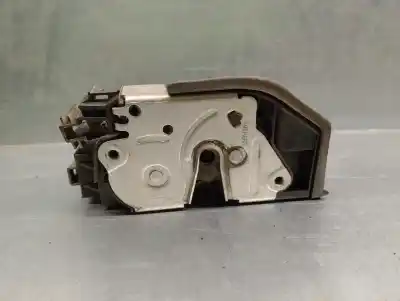 Second-hand car spare part left front door lock for bmw x3 (e83) 2.0 sd oem iam references 51217202143  