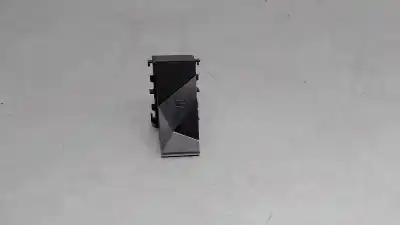 İkinci el araba yedek parçası SAG ÖN CAM ANAHTARI için DS DS 3 CROSSBACK (UR_, UC_, UJ_)  OEM IAM referansları 98177781DX  
