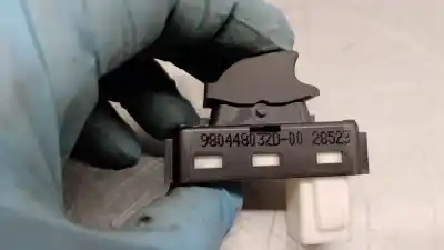Peça sobressalente para automóvel em segunda mão botão / interruptor elevador vidro traseiro esquerdo por ds ds 3 crossback (ur_, uc_, uj_) 1.2 puretech 130 referências oem iam 980448032d  