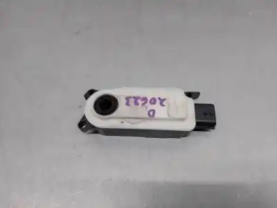 Peça sobressalente para automóvel em segunda mão motor de abertura da comporta de sofagem por dacia sandero iii 1.0 tce 90 referências oem iam 6477r1012a