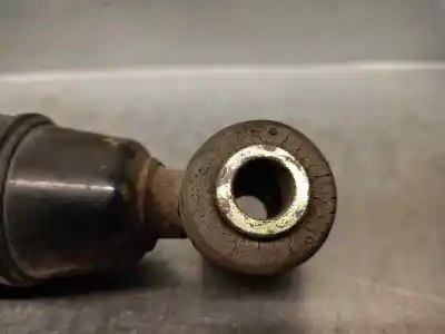 Pezzo di ricambio per auto di seconda mano ammortizzatore posteriore destro per renault clio i fase i+ii (b/c57) 1.4 alize riferimenti oem iam 7700411047  