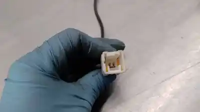 Peça sobressalente para automóvel em segunda mão chicote / encaixe cinto segurança por citroen c3 ii (sc_) 1.4 hdi 70 (sc8hzc sc8hr0 sc8hp4) referências oem iam 9687393180  