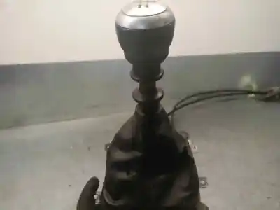 Автозапчасти б/у рычаг переключения передач за kia cee´d 1.6 crdi cat ссылки oem iam 437001h200  